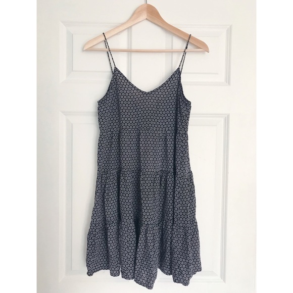 H&M Dresses & Skirts - ✨FLASH SALE✨ H&M Floral Summer Dress